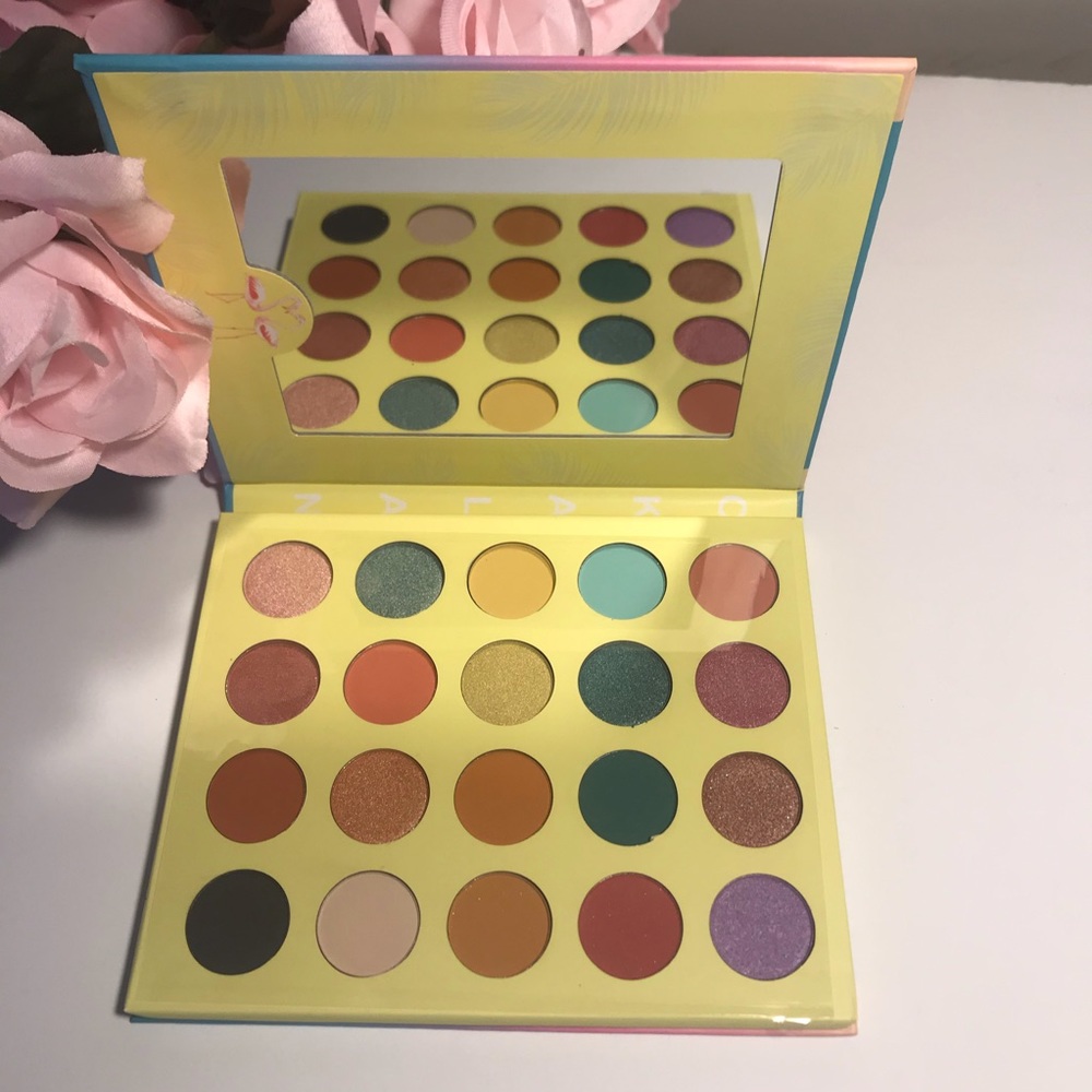 OKALAN PARADISE EYE SHADOWS PALETTE